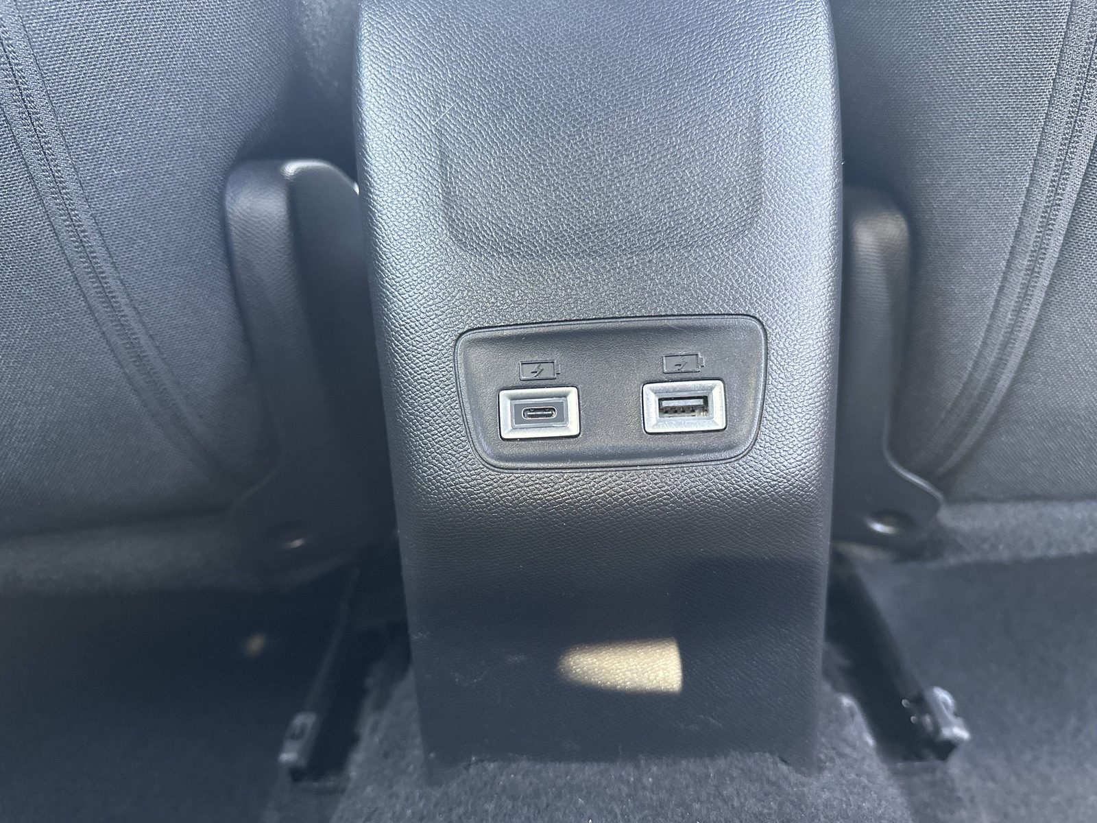 2025 Peugeot 2008 — fotografija 20