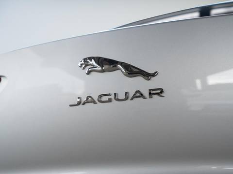 2024 Jaguar I-Pace — sličica 14