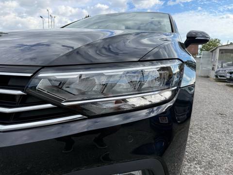 2020 Volkswagen Passat — sličica 7