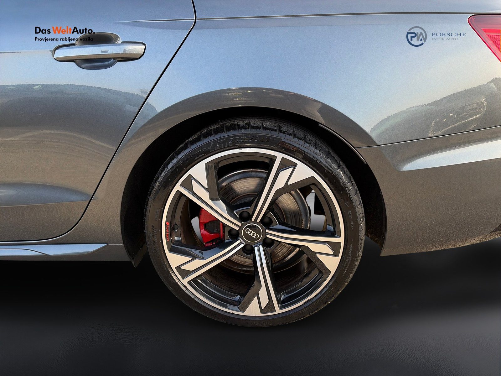2023 Audi A4 Avant S line — fotografija 21