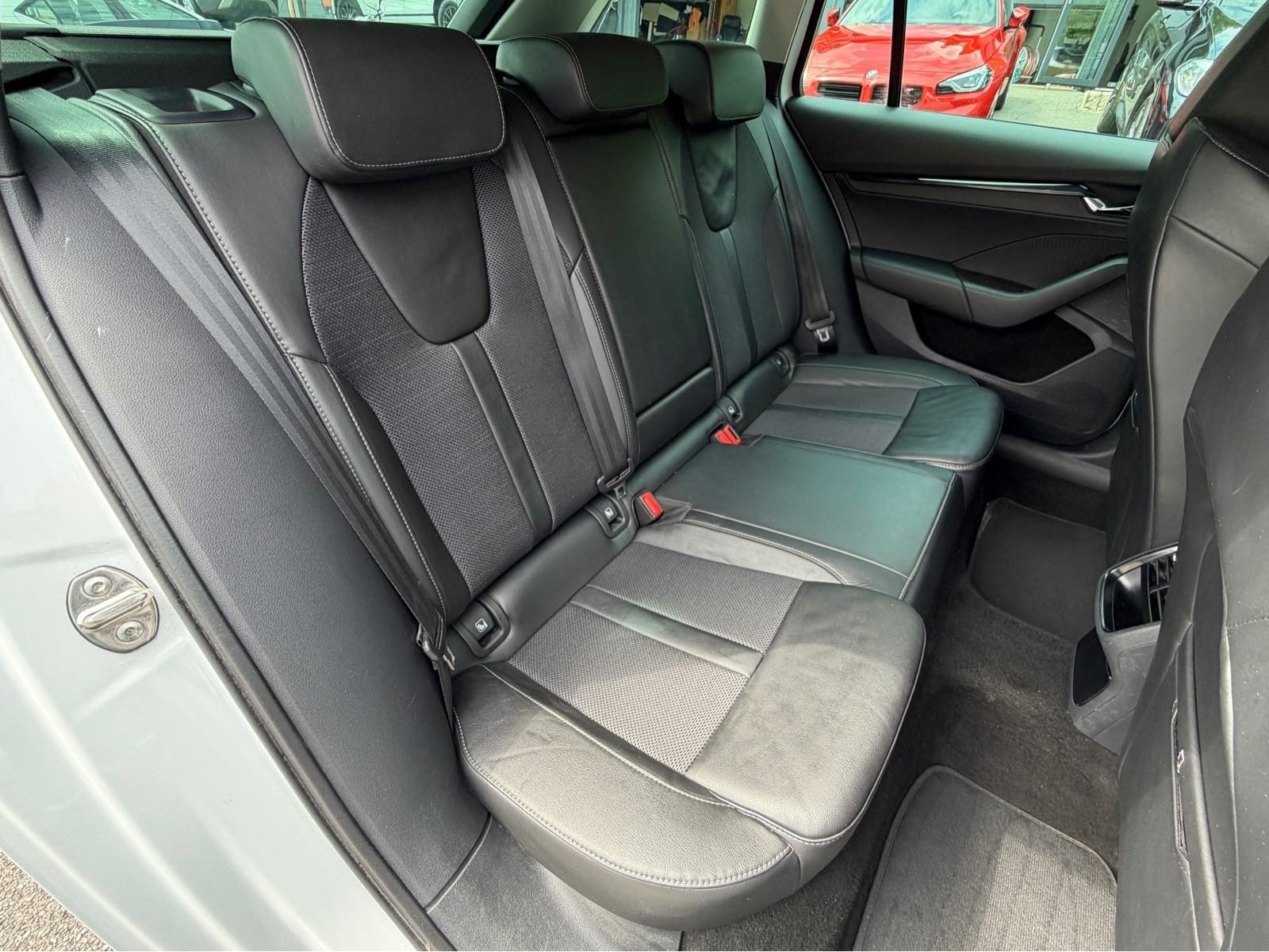 2021 Škoda Octavia — fotografija 8
