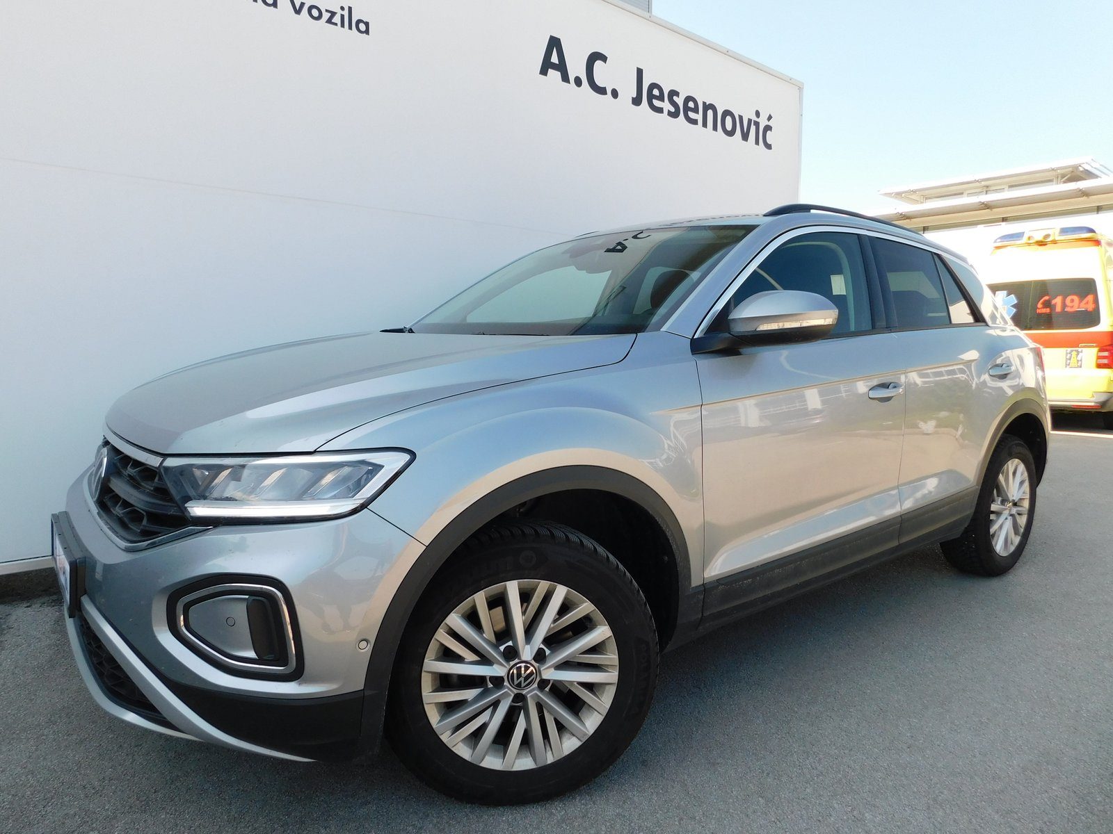 2024 Volkswagen T-Roc — fotografija 15