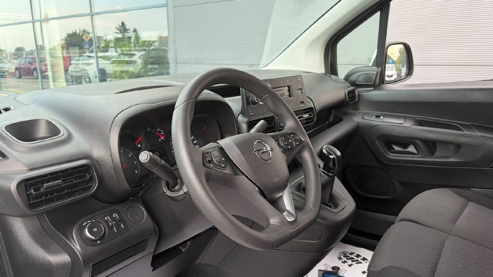 2021 Opel Combo van — fotografija 15