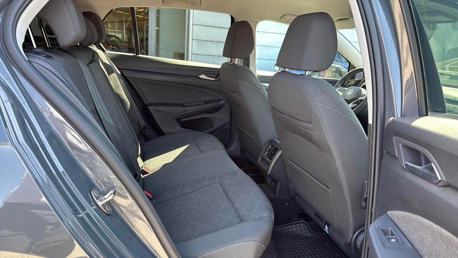 2024 Volkswagen Golf — fotografija 10