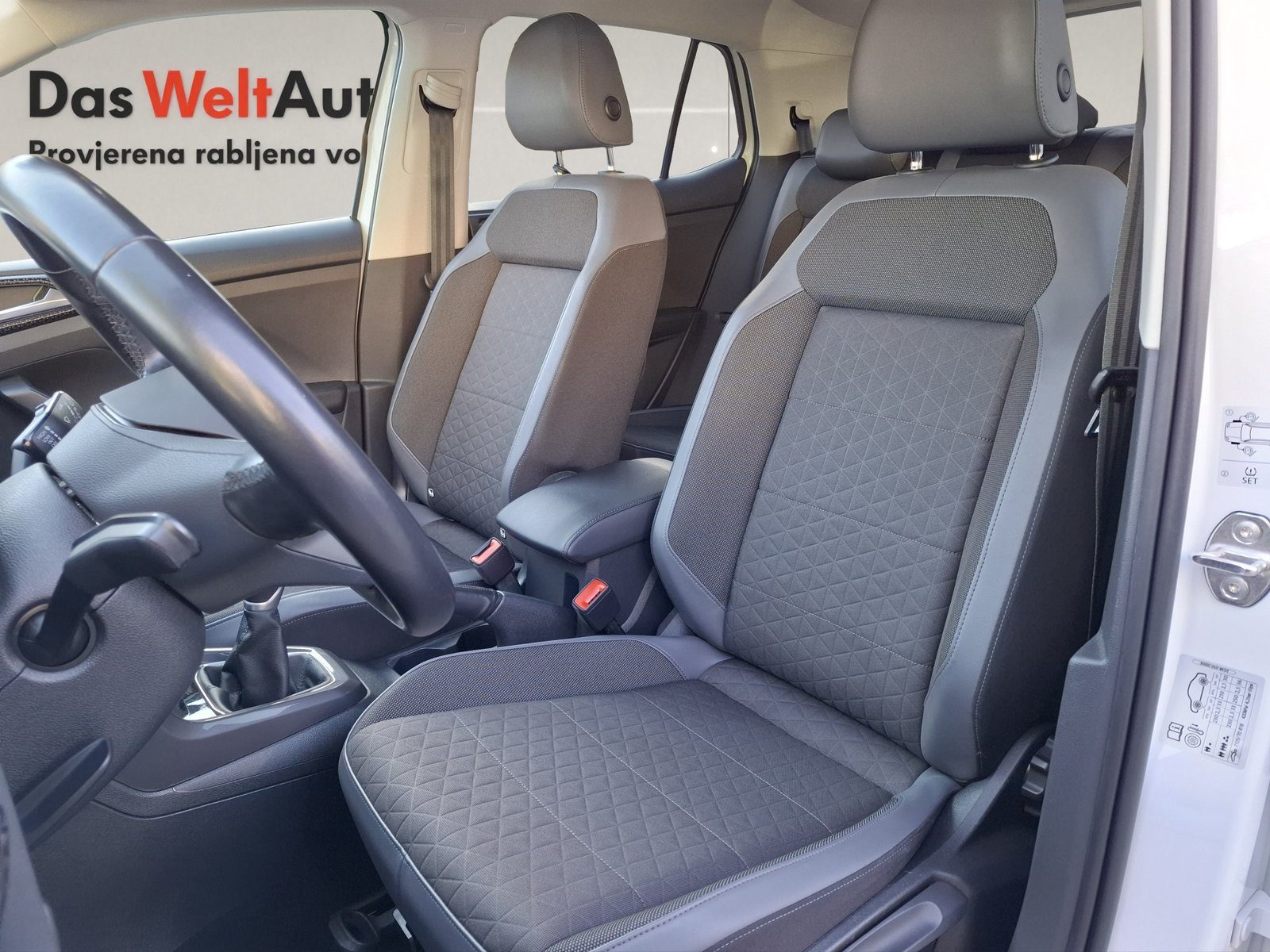 2023 Volkswagen T-Cross — fotografija 11