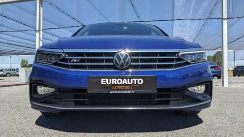 2023 Volkswagen Passat — sličica 2
