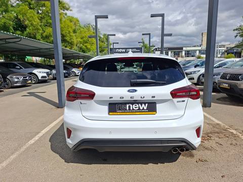 2022 Ford Focus — sličica 3