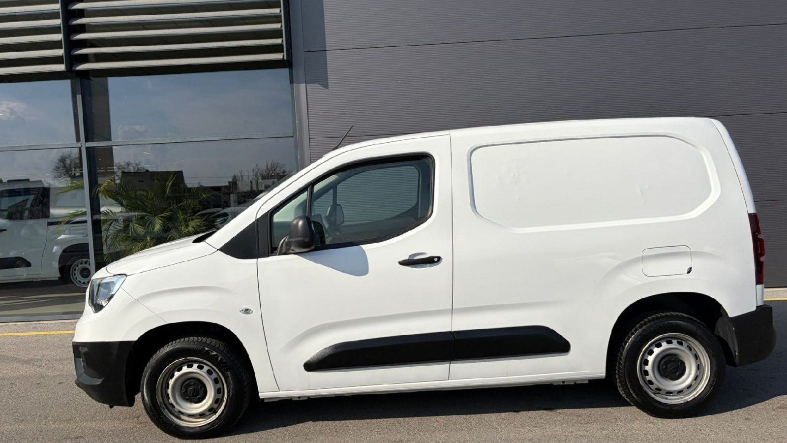 2022 Opel Combo van — fotografija 4