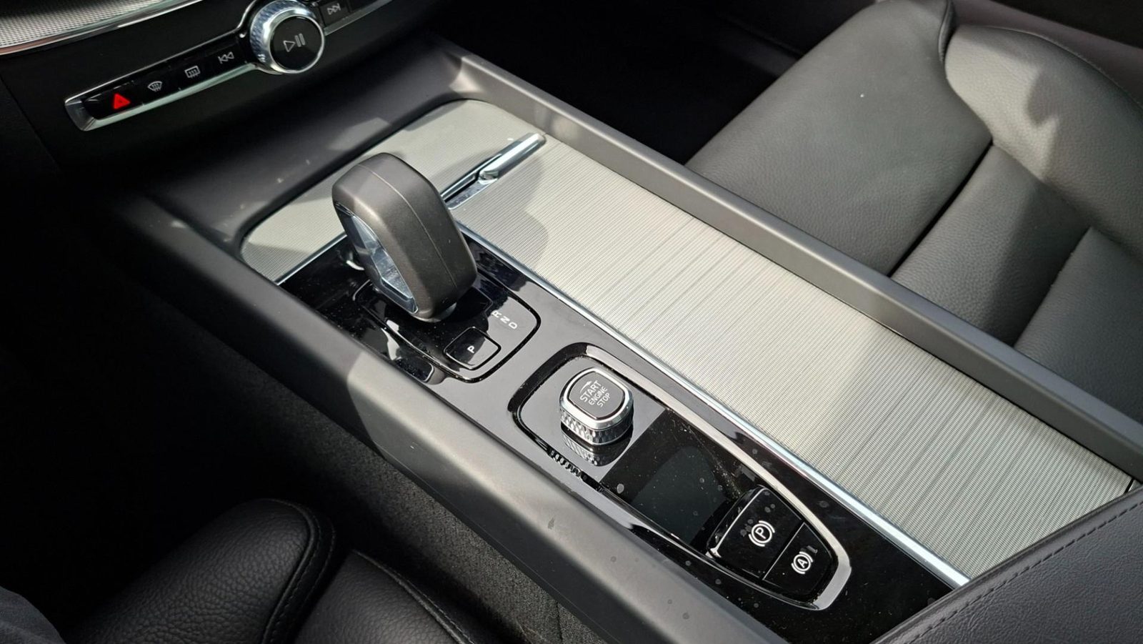 2023 Volvo XC60 — fotografija 19