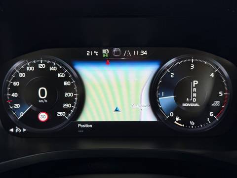 2020 Volvo XC60 — sličica 12