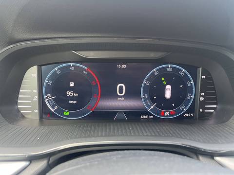 2022 Škoda Octavia Combi — sličica 25