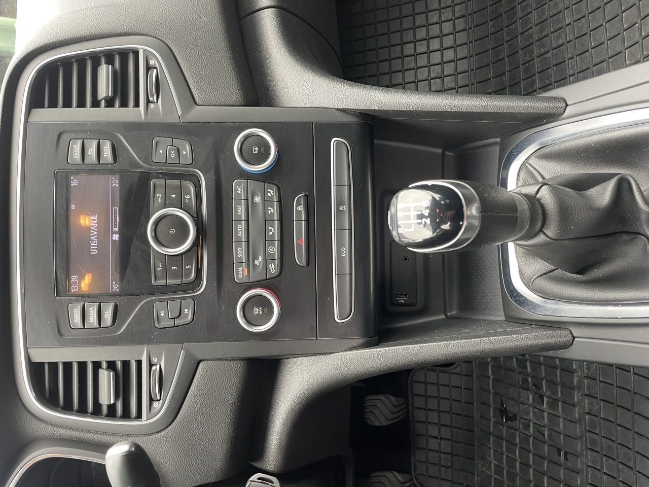 2019 Renault Megane Grandtour — fotografija 13