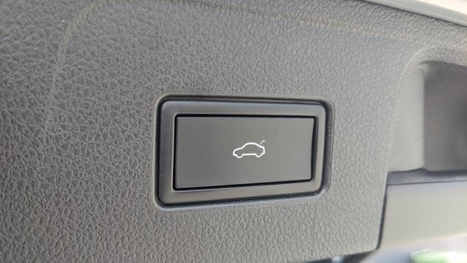 2023 Volkswagen Passat — fotografija 30