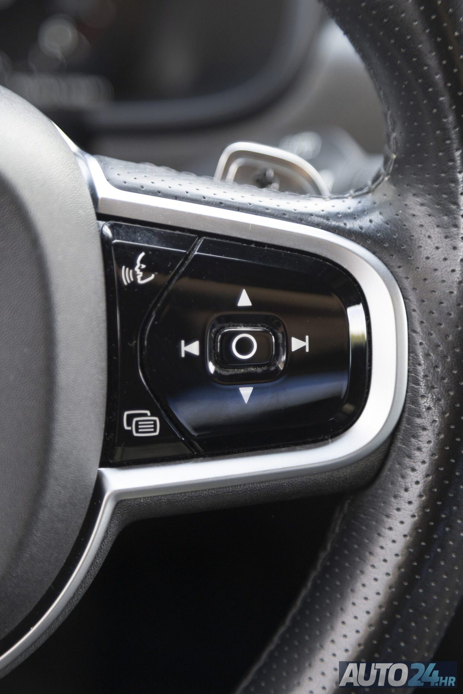 2017 Volvo V90 Cross Country — fotografija 20