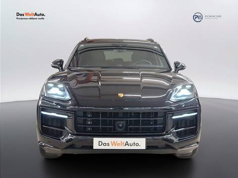 2023 Porsche Cayenne — sličica 2
