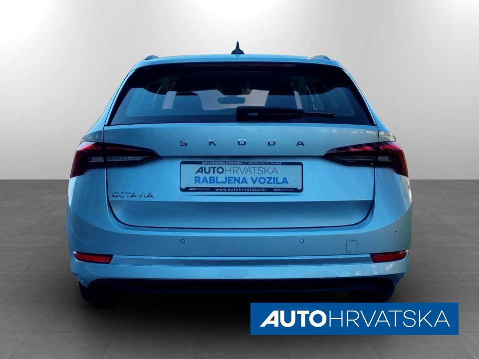 2021 Škoda Octavia — fotografija 5
