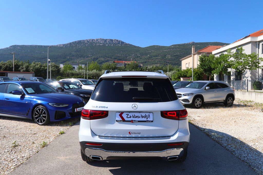 2021 Mercedes-Benz GLB Progressive — fotografija 22