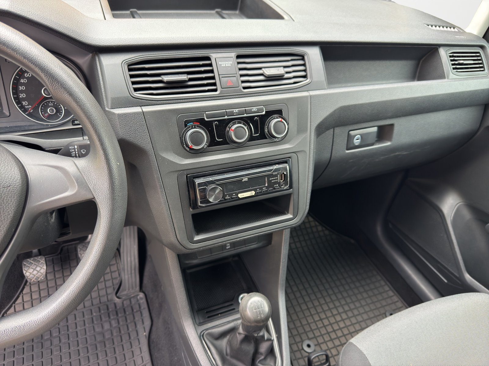 2019 Volkswagen Caddy — fotografija 11