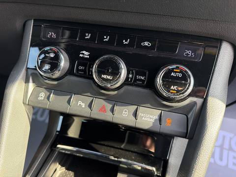 2023 Škoda Karoq — sličica 26