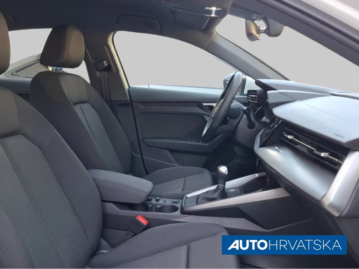 2023 Audi A3 — fotografija 15