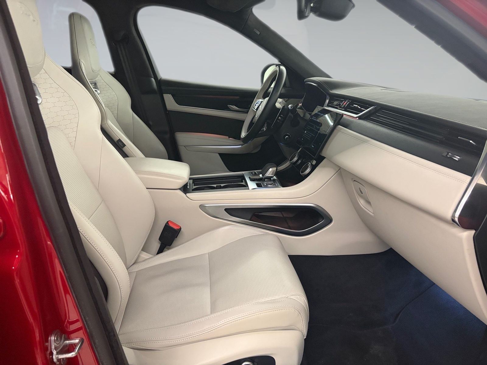 2024 Jaguar F-Pace — fotografija 10