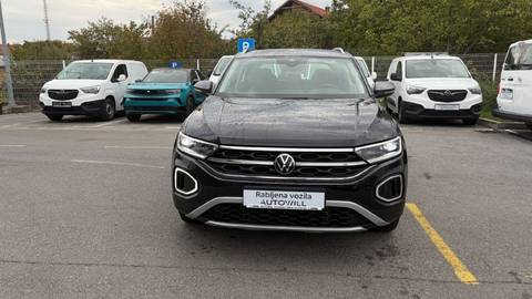 2023 Volkswagen T-Roc — sličica 2