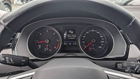 2022 Volkswagen Passat — sličica 16