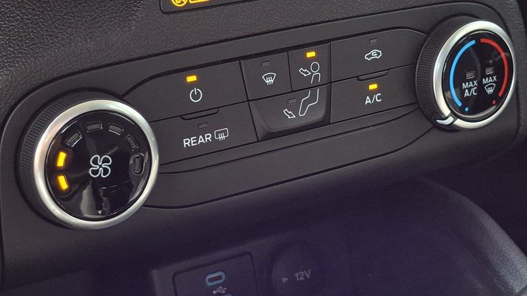 2022 Ford Focus — fotografija 13