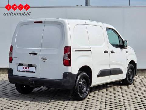 2020 Opel Combo — sličica 4