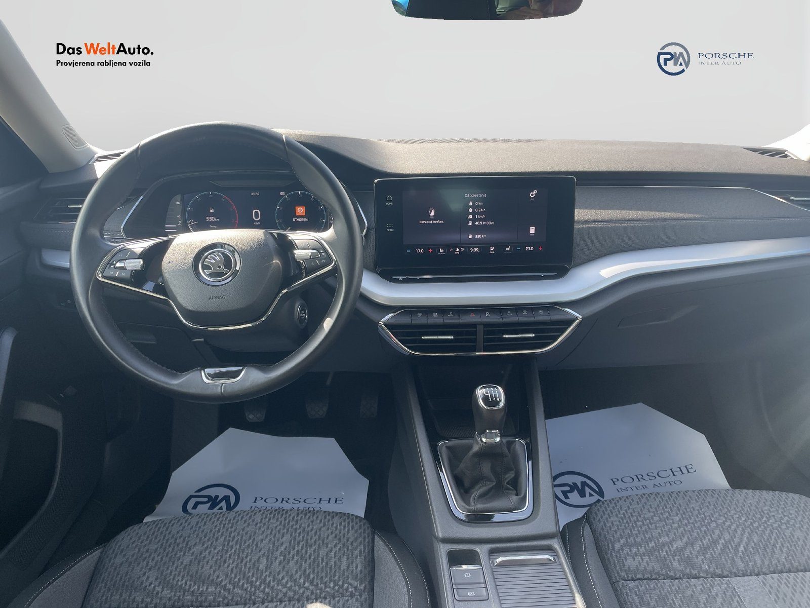2020 Škoda Octavia Combi — fotografija 12