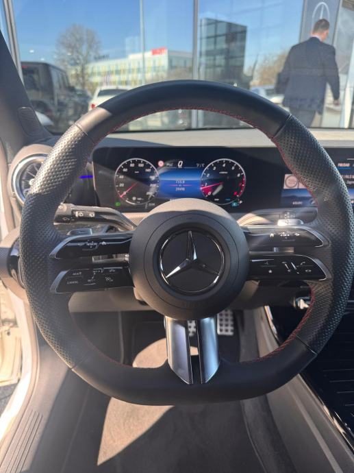 2025 Mercedes-Benz A-klasa — fotografija 13