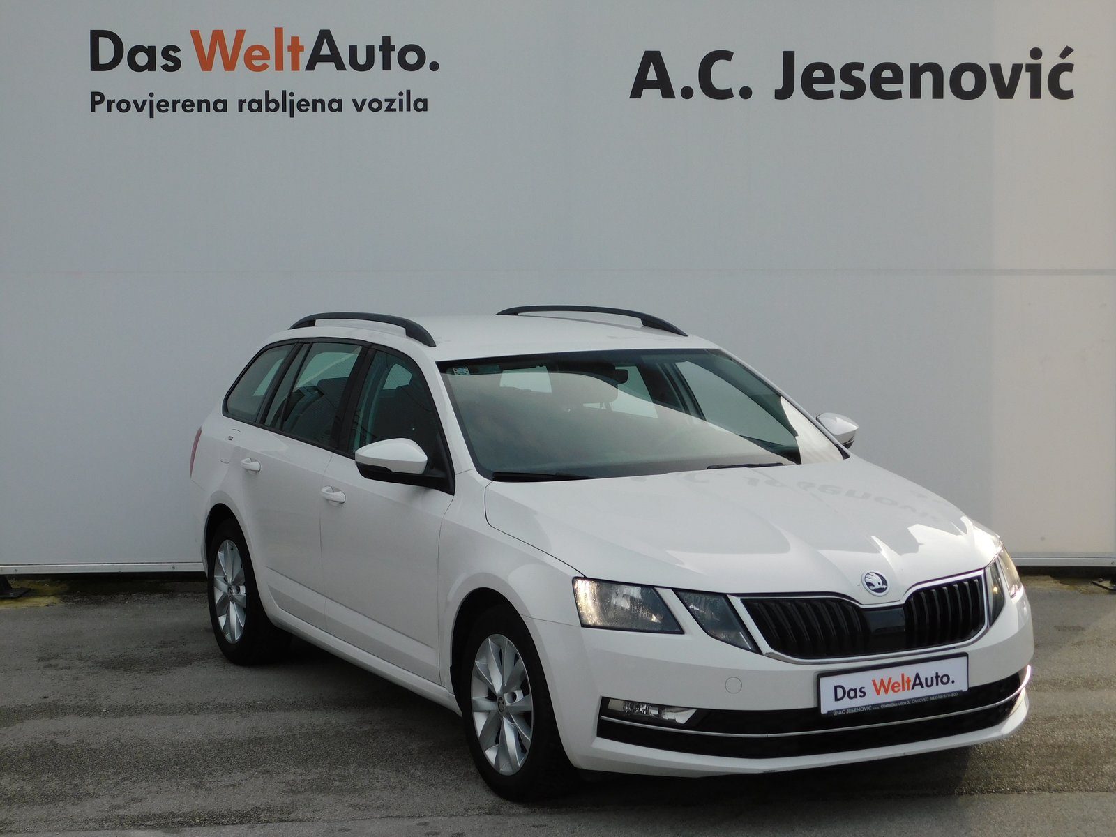 2017 Škoda Octavia Combi — fotografija 3