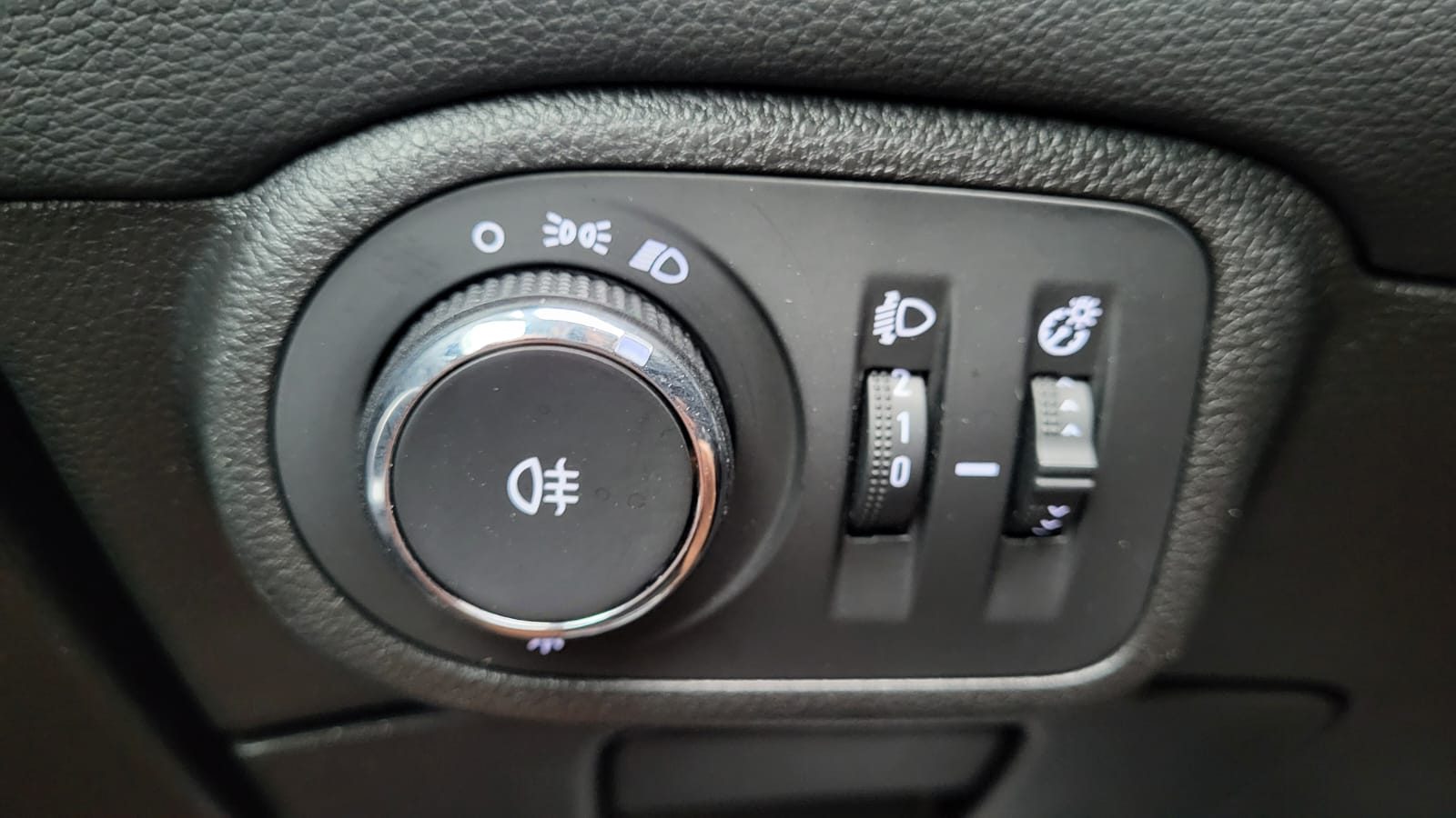 2018 Opel Zafira — fotografija 18