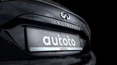 2017 Infiniti Q30 — sličica 27