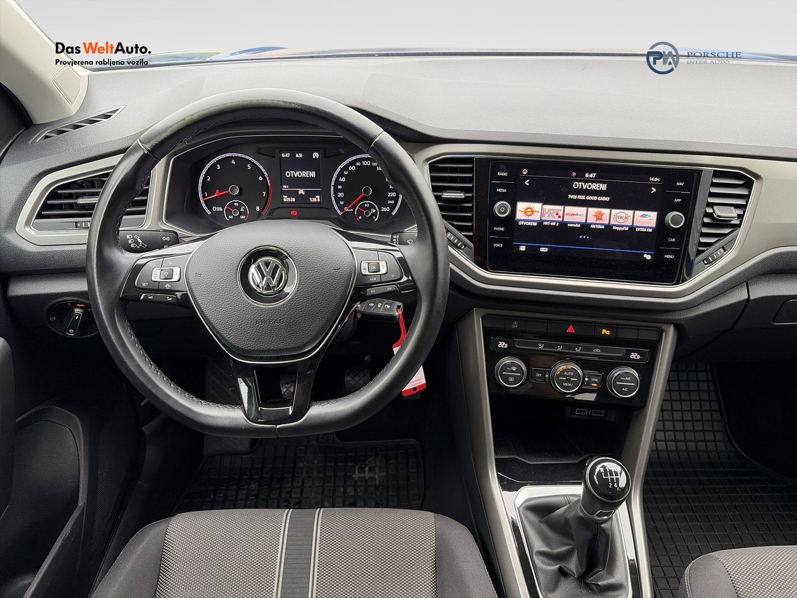 2020 Volkswagen T-Roc — fotografija 10
