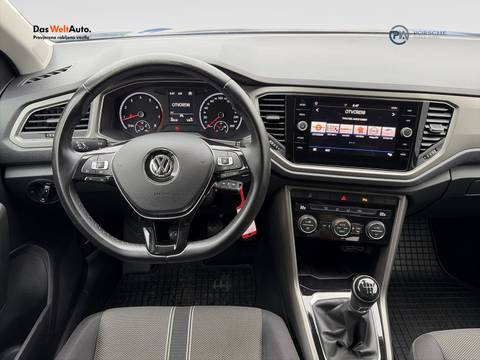 2020 Volkswagen T-Roc — sličica 10