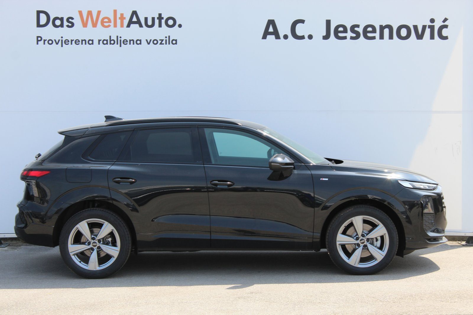 2026 Audi Q3 S line — fotografija 4