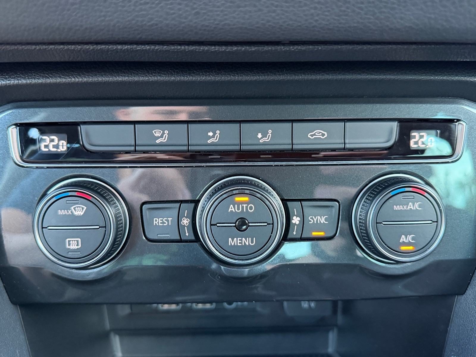 2020 Volkswagen Tiguan — fotografija 26