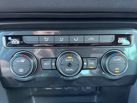 2020 Volkswagen Tiguan — sličica 26