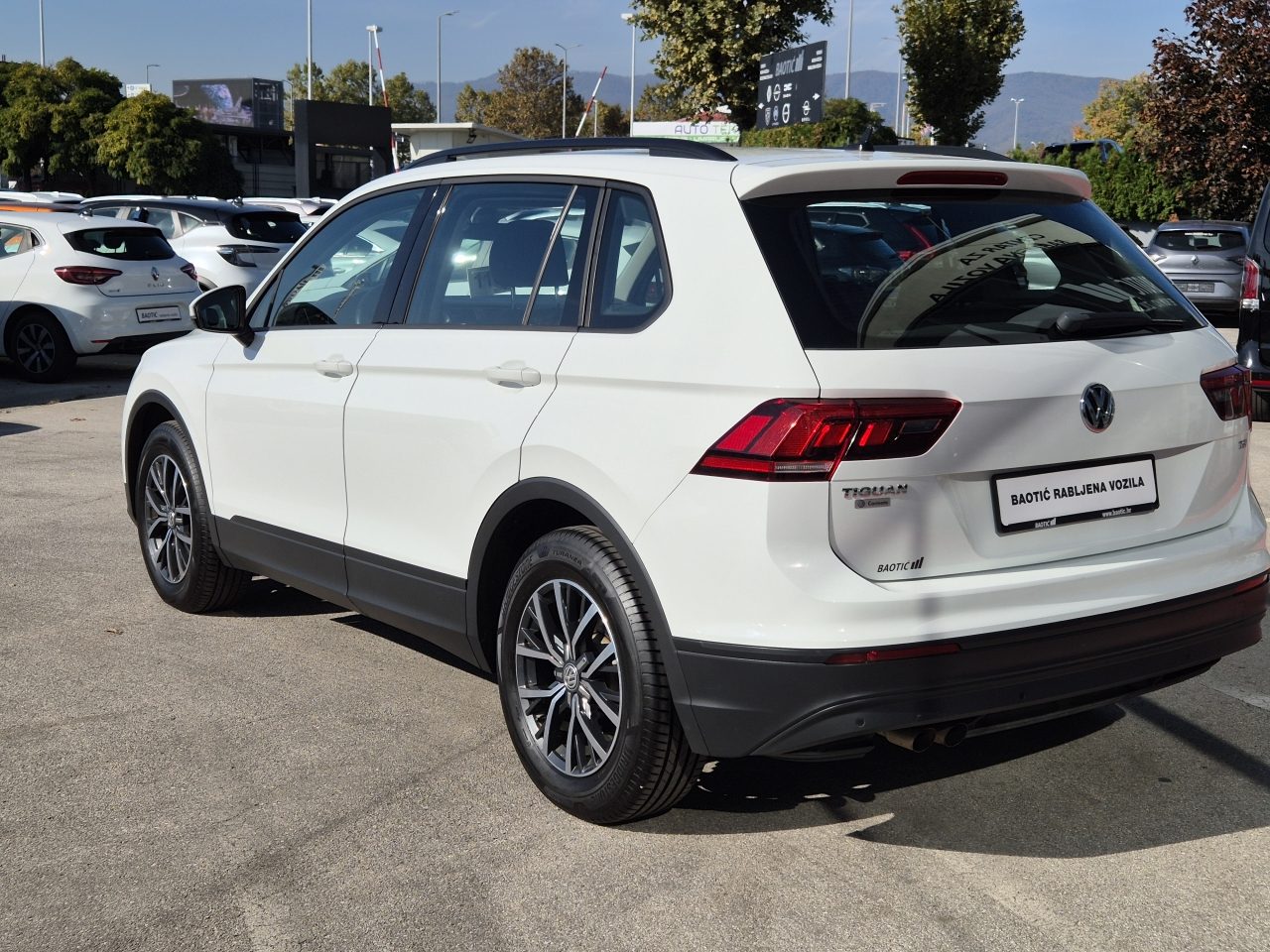 2016 Volkswagen Tiguan — fotografija 7