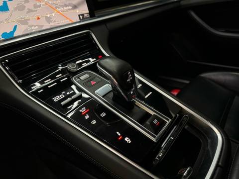 2018 Porsche Panamera — sličica 11