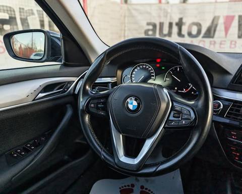 2017 BMW Serija 5 — sličica 14