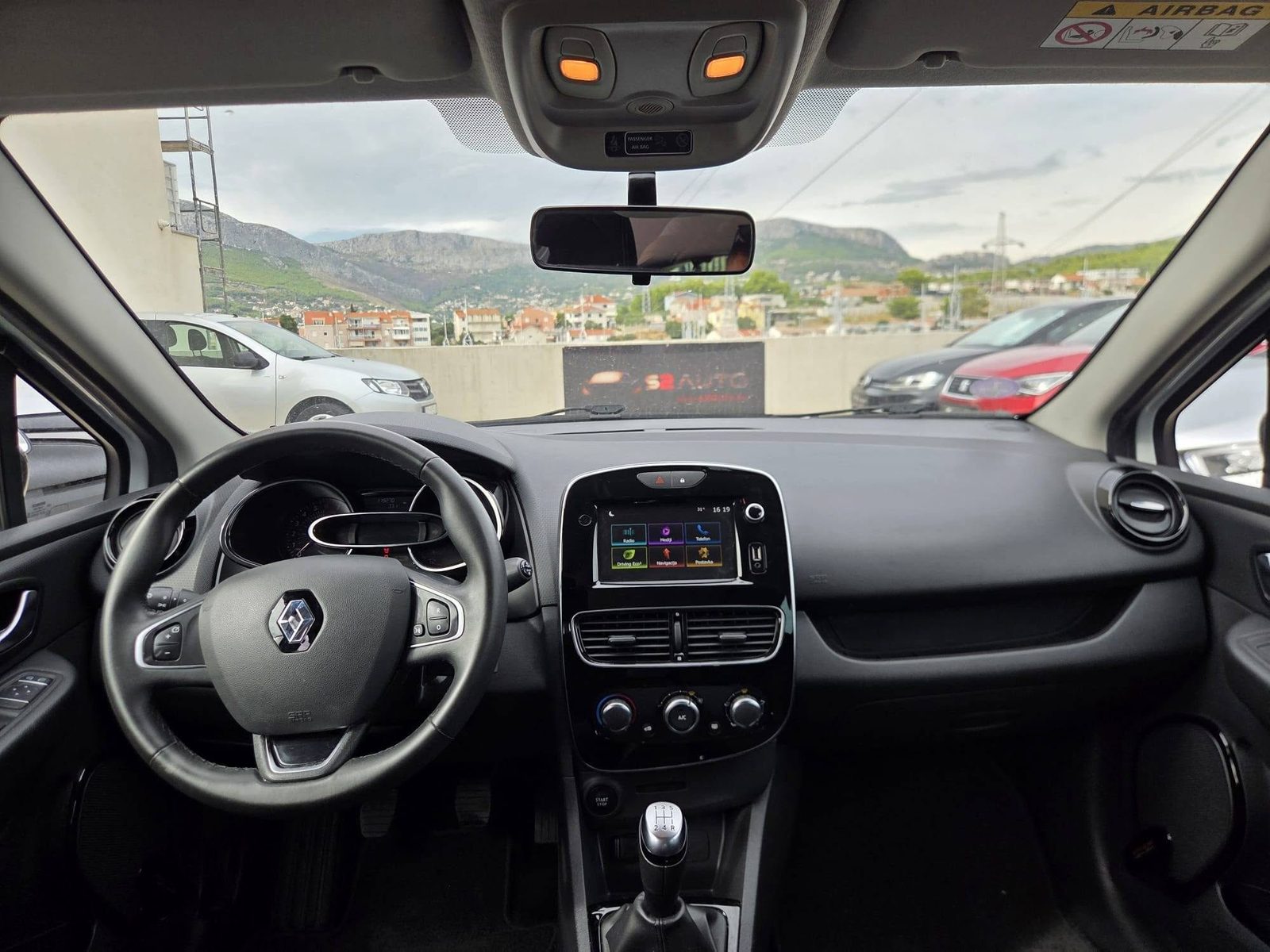 2019 Renault Clio — fotografija 11