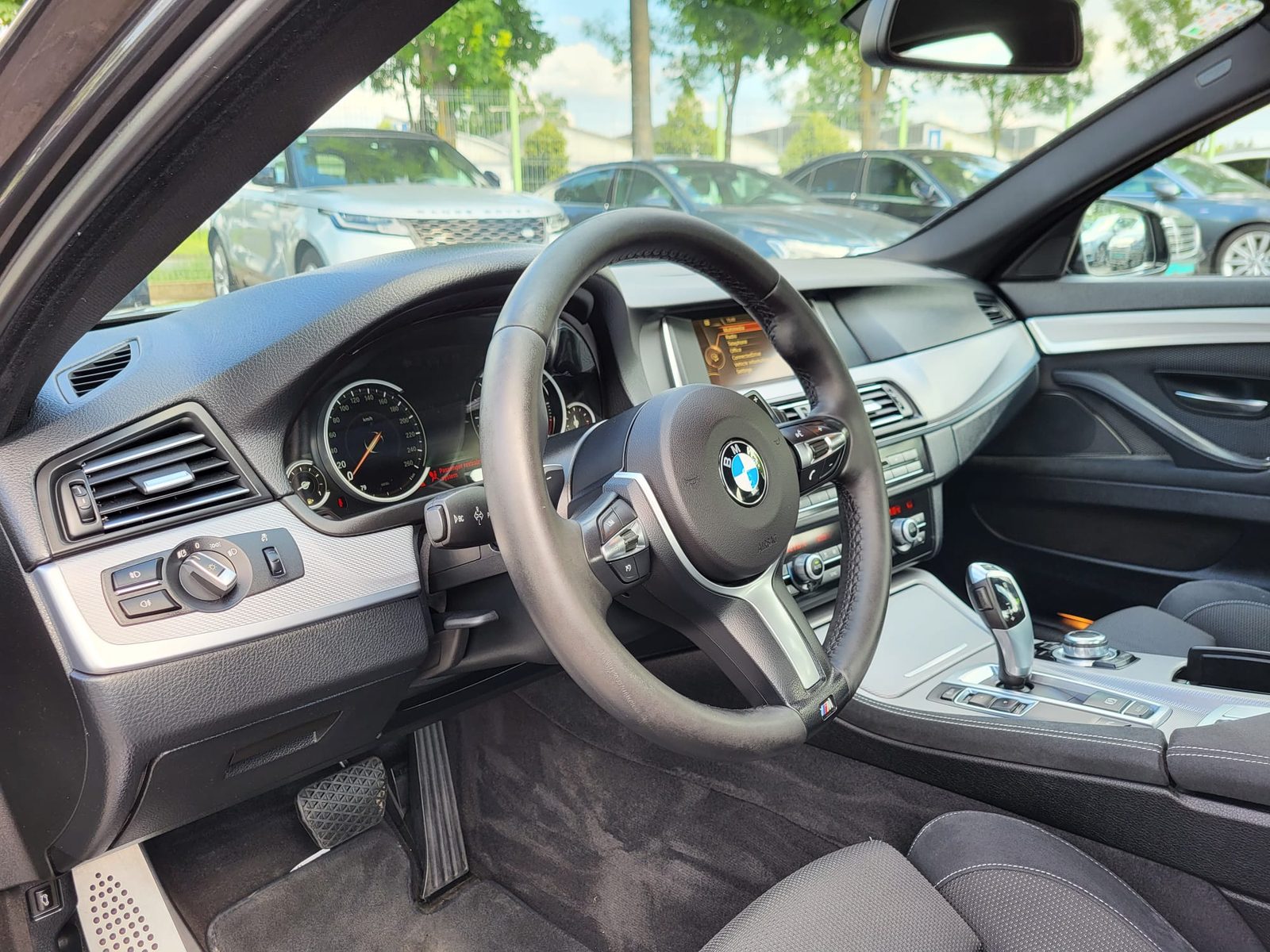 2015 BMW Serija 5 — fotografija 10