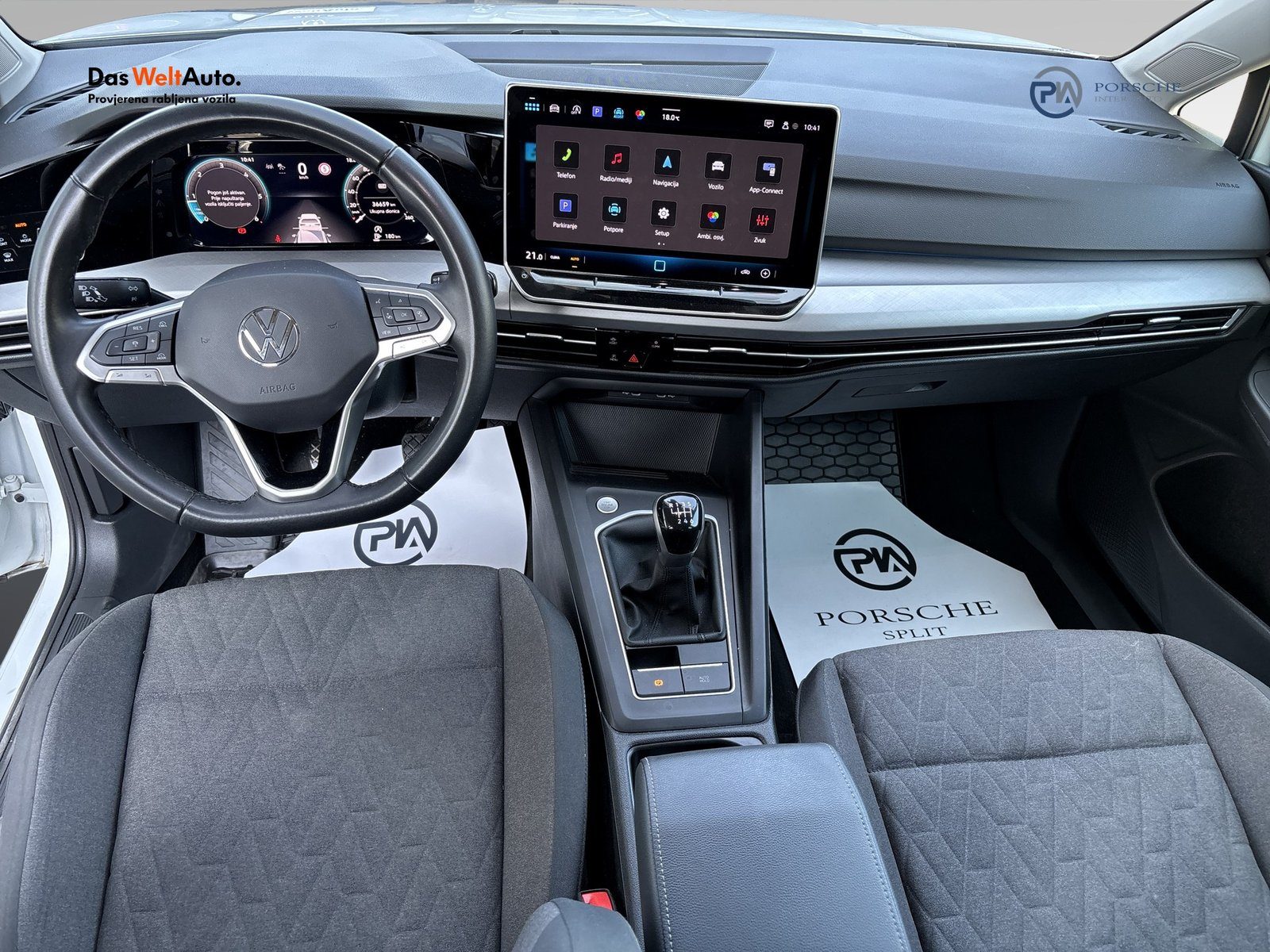 2025 Volkswagen Golf — fotografija 12