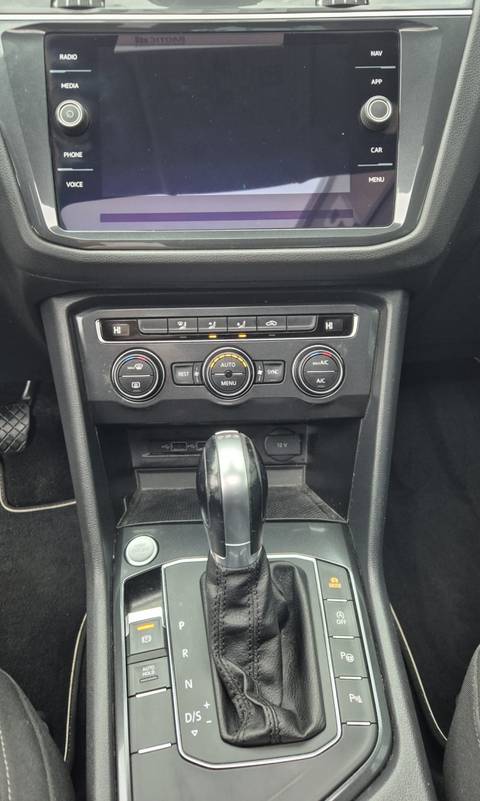 2018 Volkswagen Tiguan — sličica 9