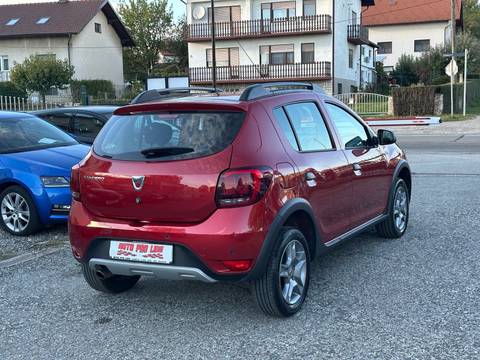 2018 Dacia Sandero — sličica 4