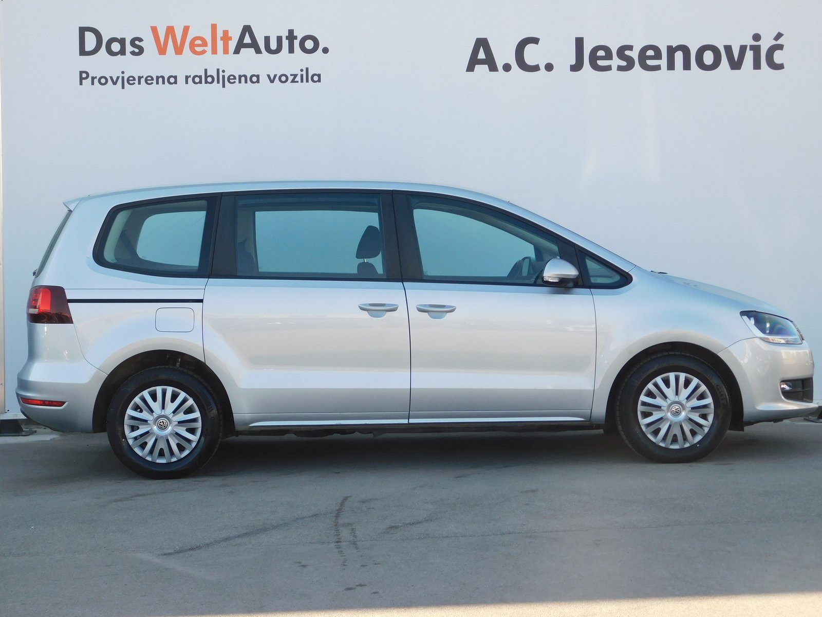 2016 Volkswagen Sharan — fotografija 4