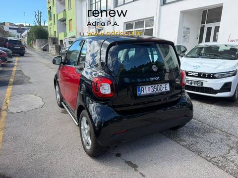 2016 Smart fortwo — sličica 4