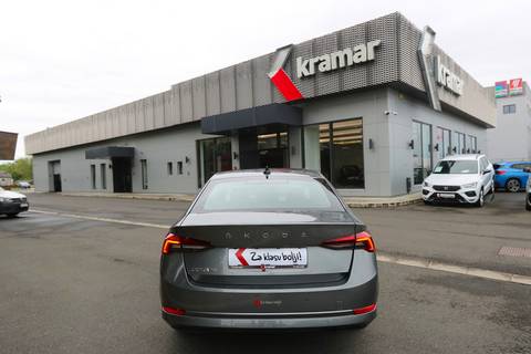 2022 Škoda Octavia — sličica 19